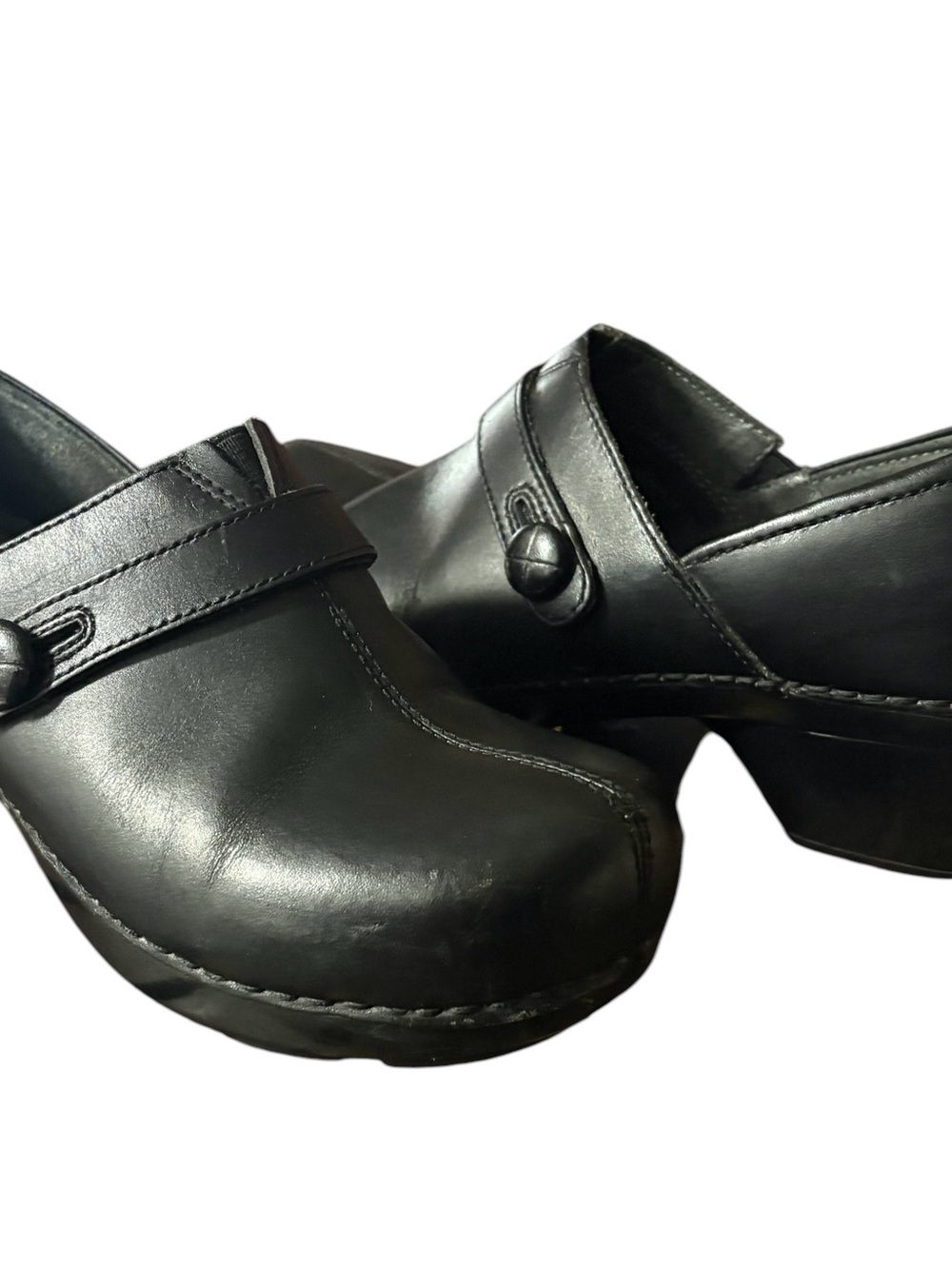 Dansko Solstice Black Leather Button Clogs - Size 38 (US Women's 7.5-8) - Picture 3 of 10
